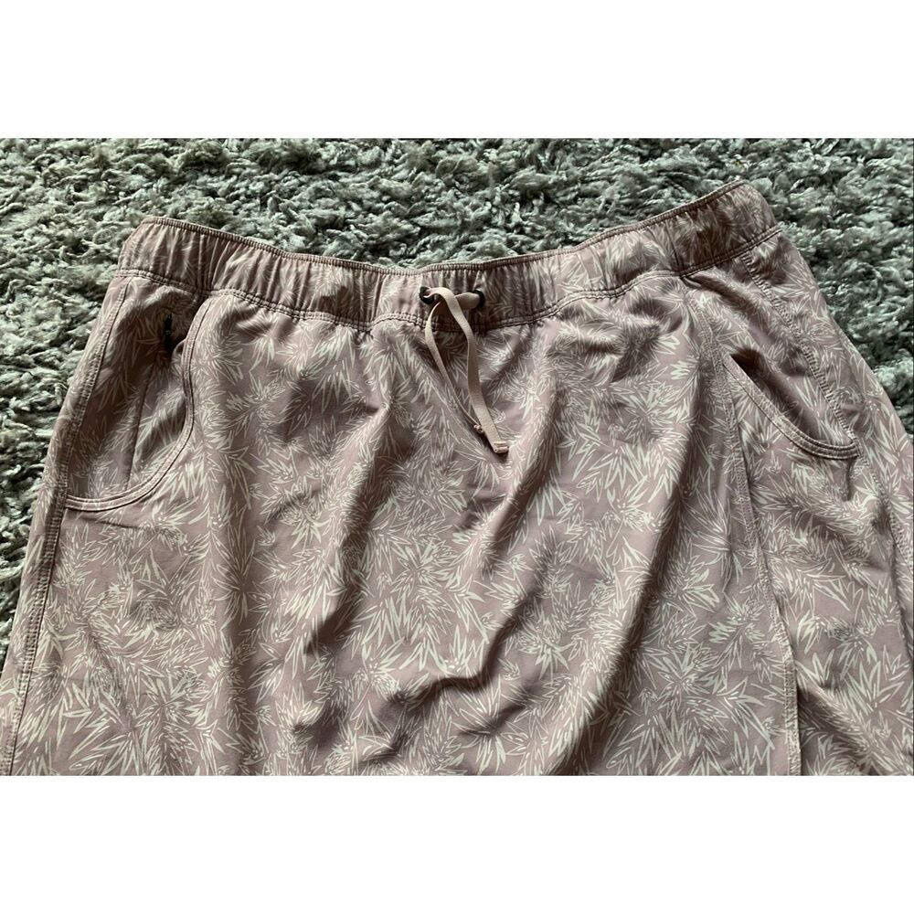 NEW NWOT PATAGONIA Fleetwith tan PRINT Wrap Skirt Skort sz XL - Picture 3 of 8